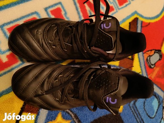 Kipsta stoplis foci cipő 33-mas