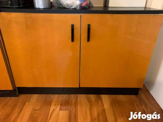 Kis Szekrénysor (kb. 200 x 50 x 50 cm)