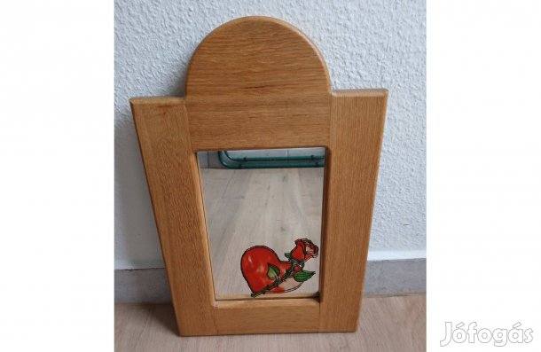 Kis, fakeretes tükör eladó!