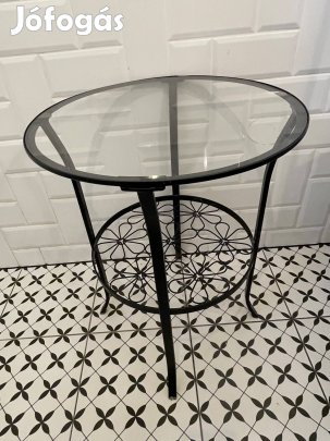 Kis asztal, dohányzóasztal