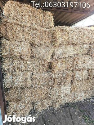 Kis bálás szalma eladó