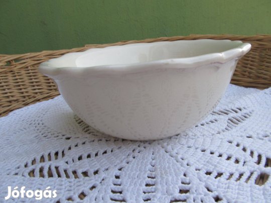 Kis fajansz tál