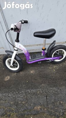 Kis gyerek roller eladó.