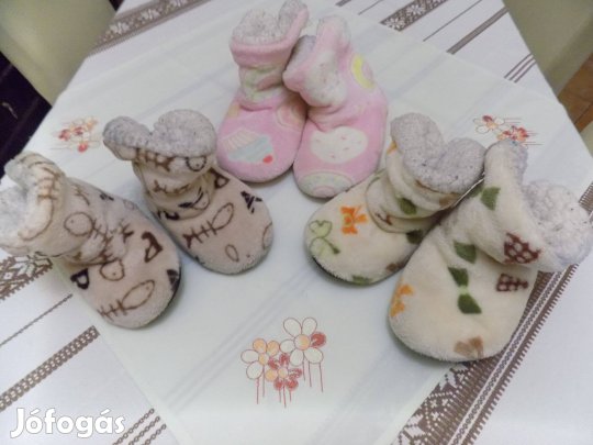 Kis gyermek házi csizmák télire, 3 pár