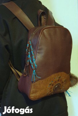 Kis hátizsák, valódi bőr. Barna, türkizzel. Új, egyedi, kézműves