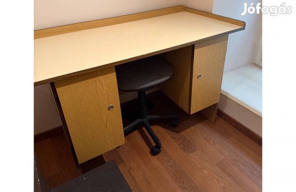 Kis íróasztal, 06húsz9436613
