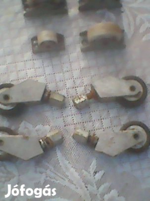 Kis kerekek több darab