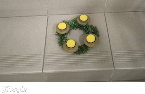 Kis méretű koszorú