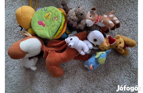 Kis plüss csomag mókus bábbal