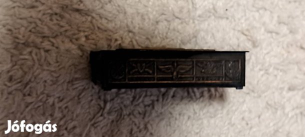 Kis retró tároló doboz