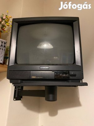 Kis samsung távirányítóval