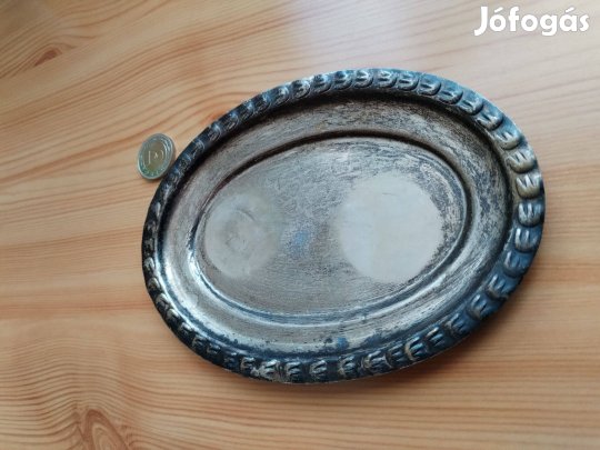 Kis tál ezüstözöt ovális szép db