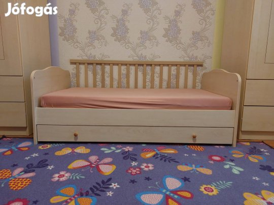 Kiságy 0-6 éves korig, matraccal, huzatvédővel