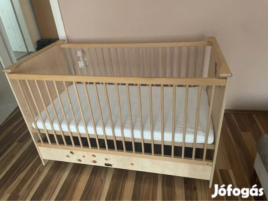 Kiságy 70*140 kókuszmatraccal együtt eladó. Két fokozatban állítható