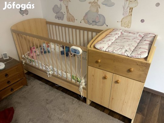 Kiságy, pelenkázó