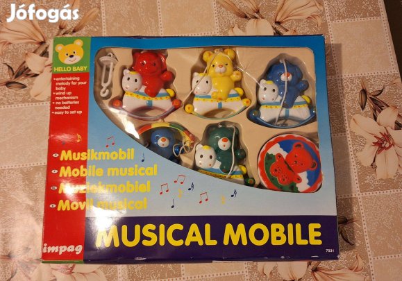 Kiságyra forgó-zenélő játékok