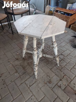 Kisasztal elado