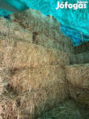 Kisbálás búzaszalma