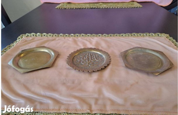 Kisebb réz tálkák