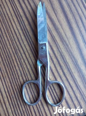 Kisebb szabó olló 20 cm és hibátlan