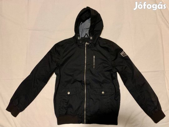 Kisfiú átmeneti kabát (164-es, sötét, C&A)