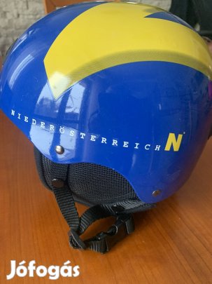 Kisgyerek sí sisak kb, 2-3-4 évesnek