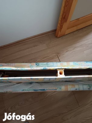 Kisgyermek örző és játszóhelyet, járóka!