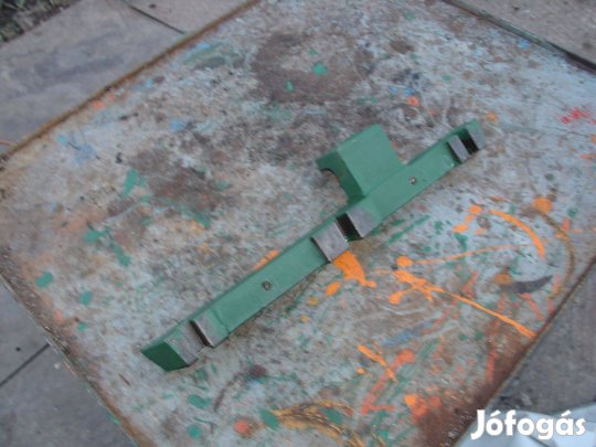 Kiskőrösi szalagfűrész 800-as feszítő ékléc füles szemes ékléc