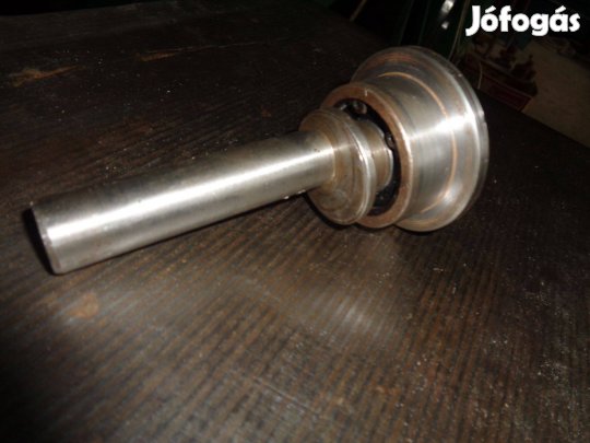 Kiskőrösi szalagfűrész alsó támasztó görgő