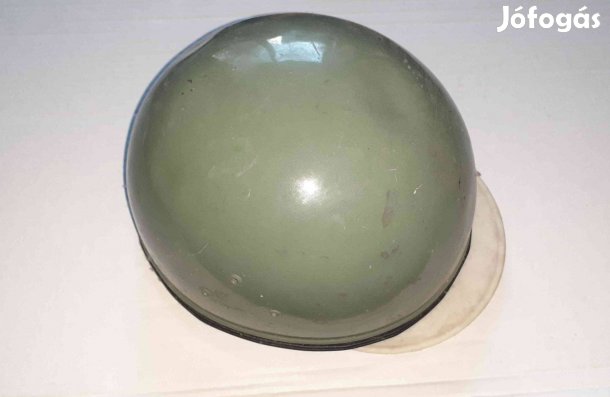 Kiskörösi veterán aluminium motoros sisak