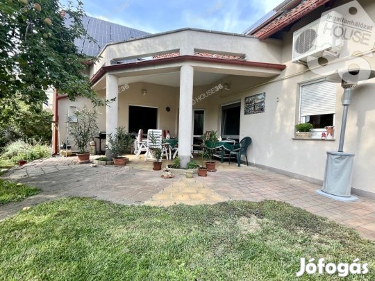 Kiskunfélegyházai 204 nm-es ház eladó