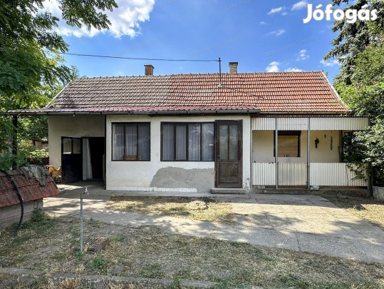 Kiskunhalas, azonnal birtokba vehető, 57 nm-es családi ház eladó