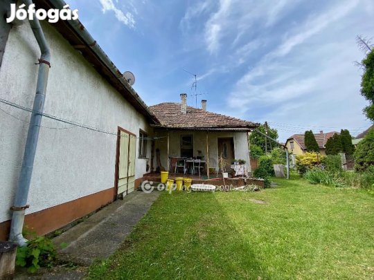 Kiskunhalasi 99 nm-es ház eladó