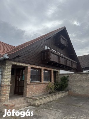 Kiskunmajsa ingatlan Félegyházi út Bableves Csárda