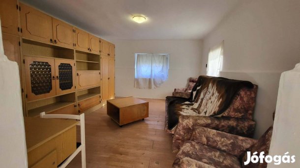 Kiskunmajsán külön portás családi ház eladó!