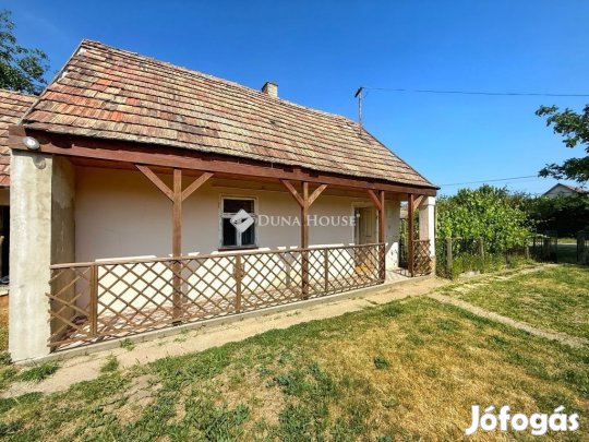 Kislángi eladó 50 nm-es ház