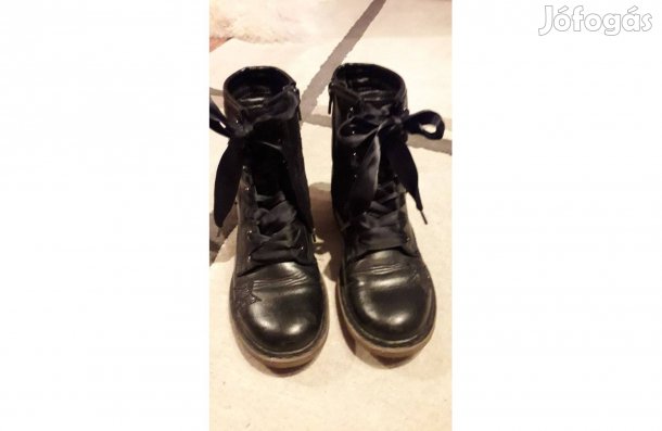 Kislány 31 méret átmeneti újszerű bakancs Graceland márka