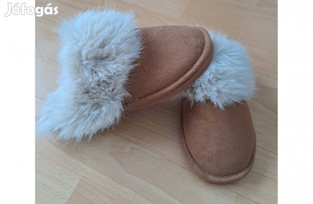 Kislány 33-as 34-es H&M papucs meleg bundás benti cipő mamusz lány 22c