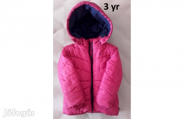 Kislány Dzseki, 3 évesre, "Nautica" márka