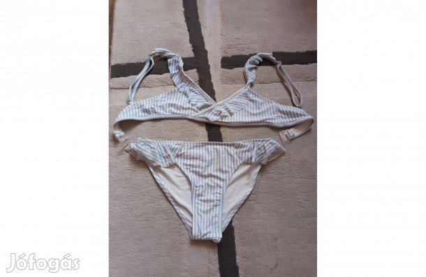 Kislány bikini fürdőruha kék-fehér 8-9 év szép állapotban 800 Ft