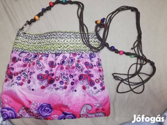 Kislány gyöngyös táska, 20X23 cm
