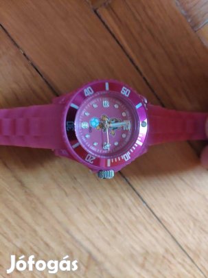 Kislány karóra - szilikon szíjjal (FIFA 2014)