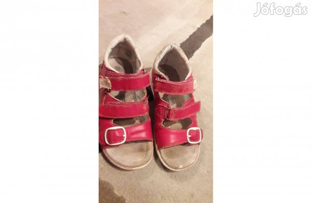 Kislány szandál 30 méret, ép tépőzár, kényelmes 1200 Ft