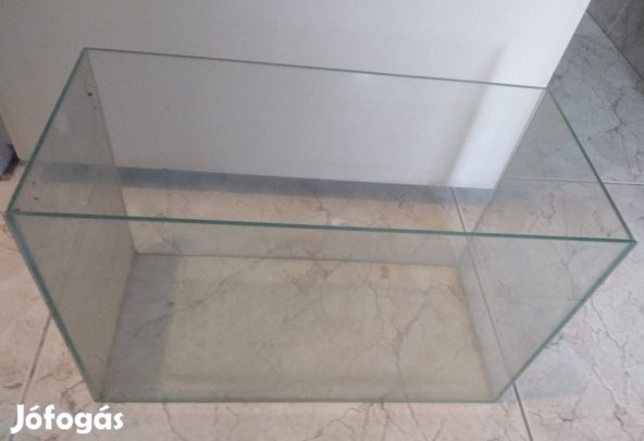 Kisméretű akváriumok eladók