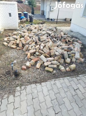 Kisméretű bontott tégla