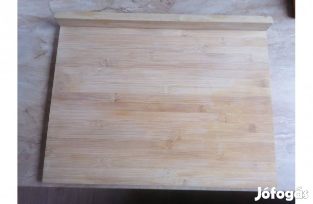 Kisméretű gyúródeszka eladó!