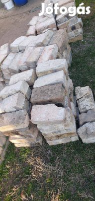 Kisméretű kéménytégla eladó 160 db - Nyírteleken