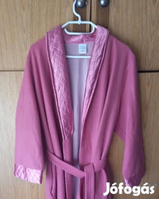 Kisméretü köntös