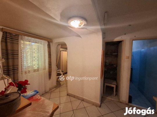 Kisnánai 60 nm-es ház eladó