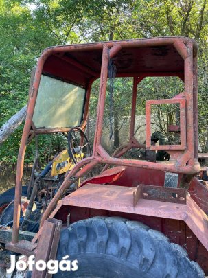 Kisromán bukókeret eladó